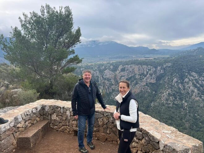 Sierra De Tramuntana Hiking Experience - Meeting Location and Transportation