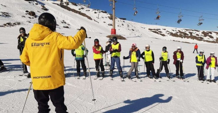 Sierra Nevada: Ski or Snowboard Lesson With Instructor - Activity Details and Options