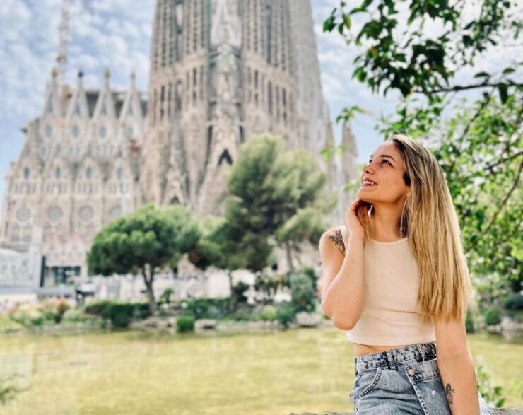 Sightseeing Barcelona by Bike, Photo-shooting & Tapas - Booking Details