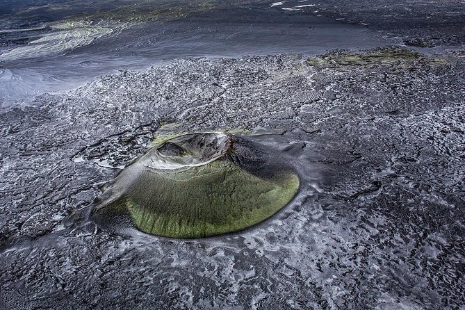 Sightseeing Flight Over Laki Craters and Its Surroundings - Tour Highlights