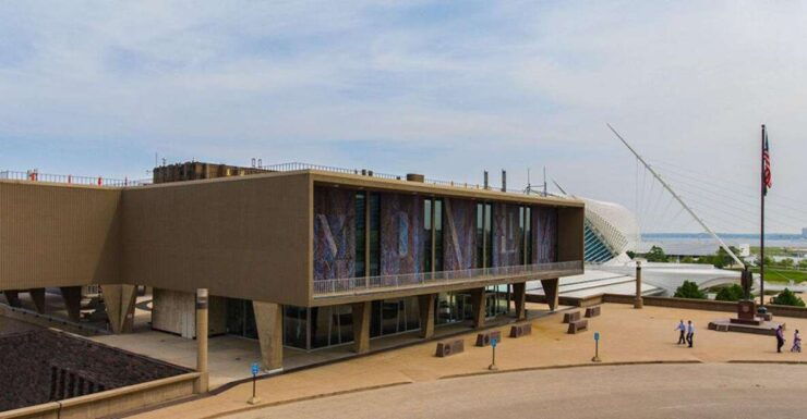 Sightseeing in Milwaukee – Walking Tour - Tour Details