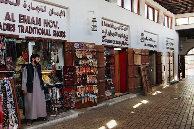 Sightseeing in Sharjah From Dubai [Japanese Tour] [Private Car] - Pickup and Drop-off Information