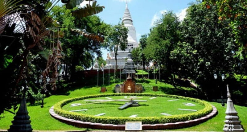 Sightseeing tour in Phnom Penh - The Tour Experience: Logistics and Practical Details