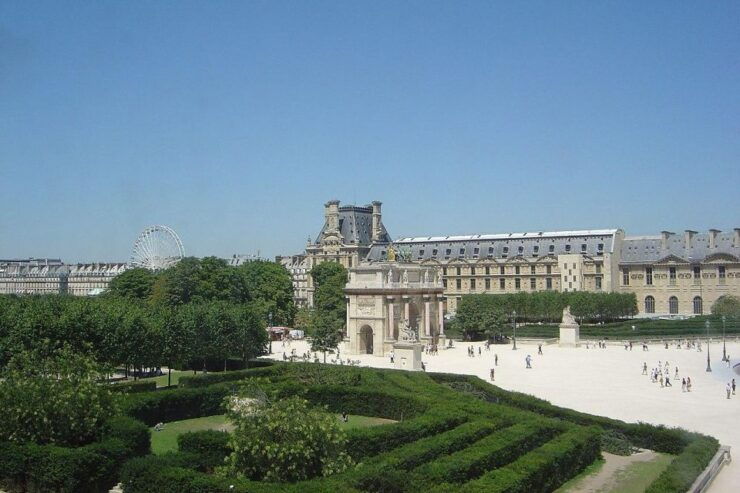 Sightseeing Tour of Paris - Hidden Gems and Local Favorites