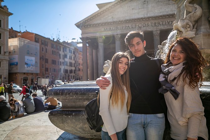 Sightseeing Walking Tour of Rome By Night: Trevi Fountain & Other Highlights - Landmarks Covered