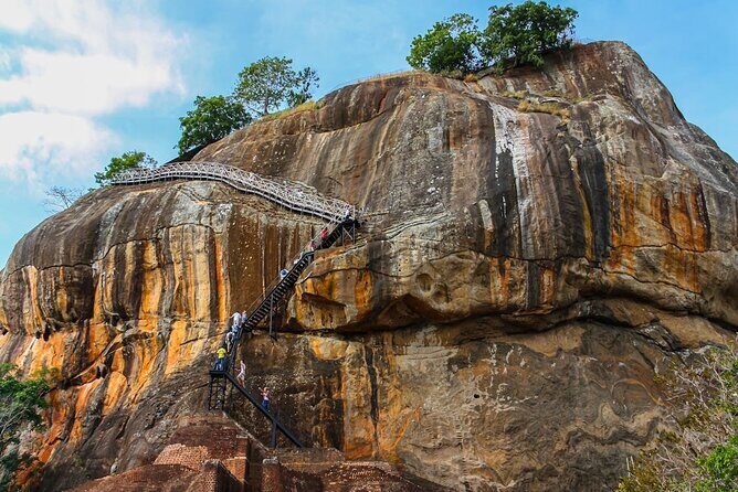 Sigiriya and Dambulla Day Tour from Kalutara All Inclusive - Practical Tips for Your Trip