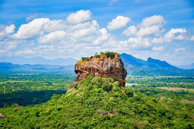 Sigiriya and Dambulla Day Tour from Kalutara All Inclusive - Authenticity and Experience Quality