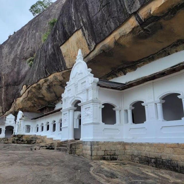 Sigiriya & Dambulla Cave Temple Day Trip From Colombo - Inclusions and Amenities