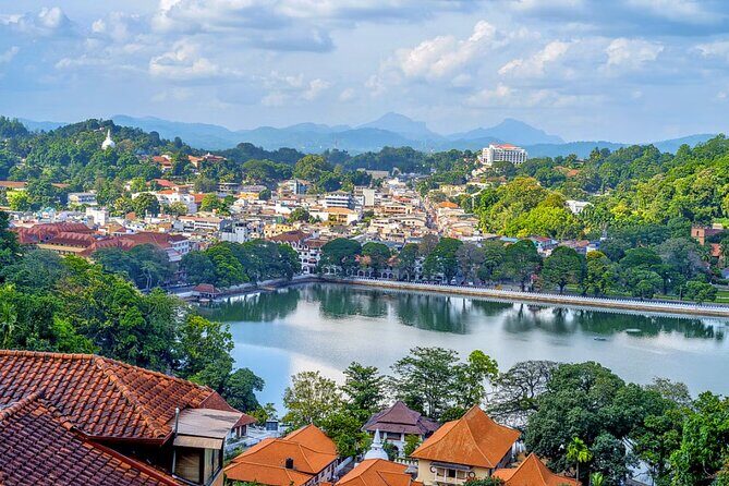 Sigiriya, Dambulla, Safari and Kandy in 3 days - FAQ