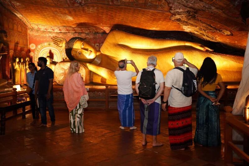 Sigiriya: Day tour from Negombo with hotel transfers - Good To Know