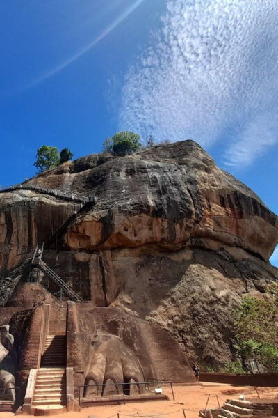 Sigiriya & Jeep Safari: All Inclusive Tour From Colombo - Tips for Travelers