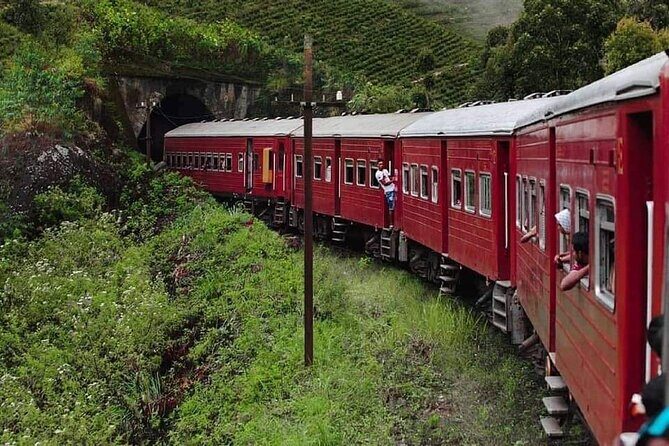 Sigiriya, Kandy to Ella TRain Ride plus Up Country TEA[B&B Basis] - FAQ