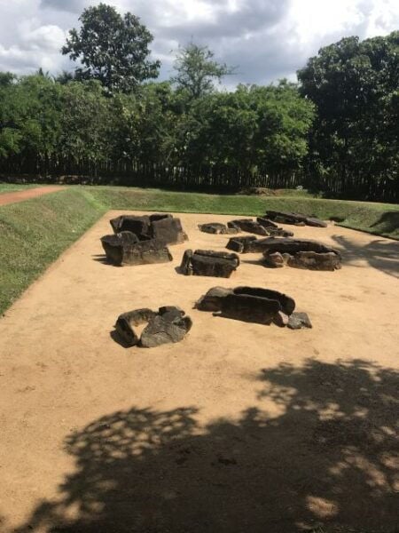 Sigiriya Lion's Rock & Dambulla Golden Cave Temple Trip - Safety and Comfort Measures