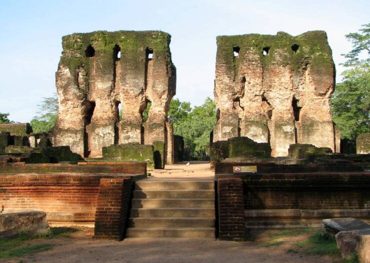 Sigiriya & Polonnaruwa: Private Day Tour From Kandy - Good To Know