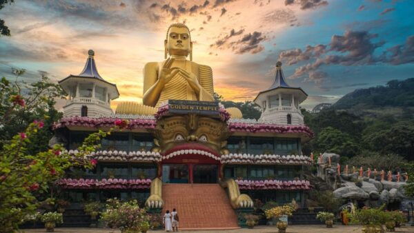 Sigiriya Rock: Dambulla Cave & Village Tour From Trincomalee - Tour Inclusions