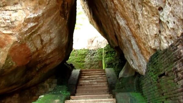 Sigiriya: Rock Fortress Guided Walking Tour - Location, Rating, and Product Information