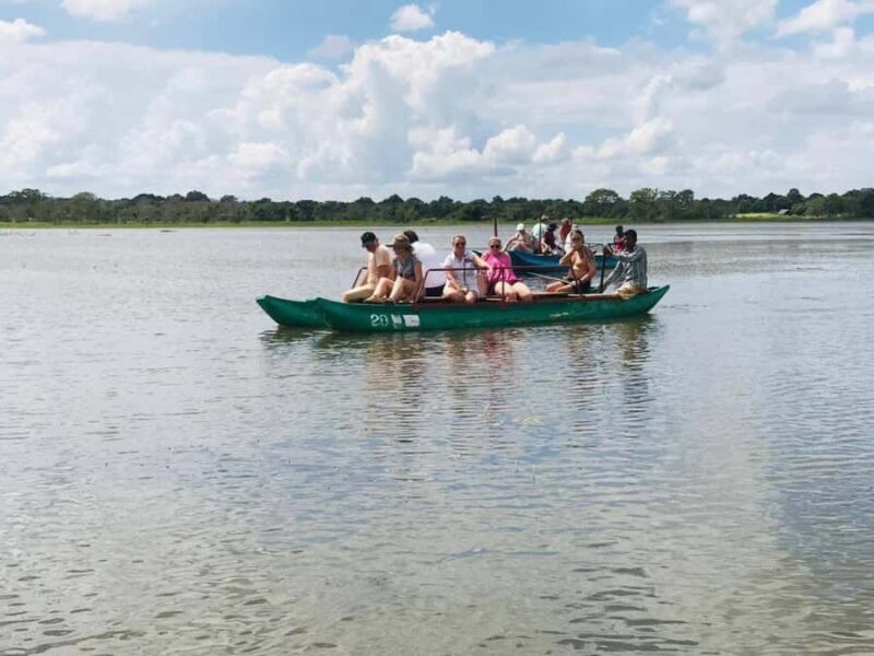 Sigiriya Rural Culture & Lake Crossing with Dimo Local Lunch - Good To Know