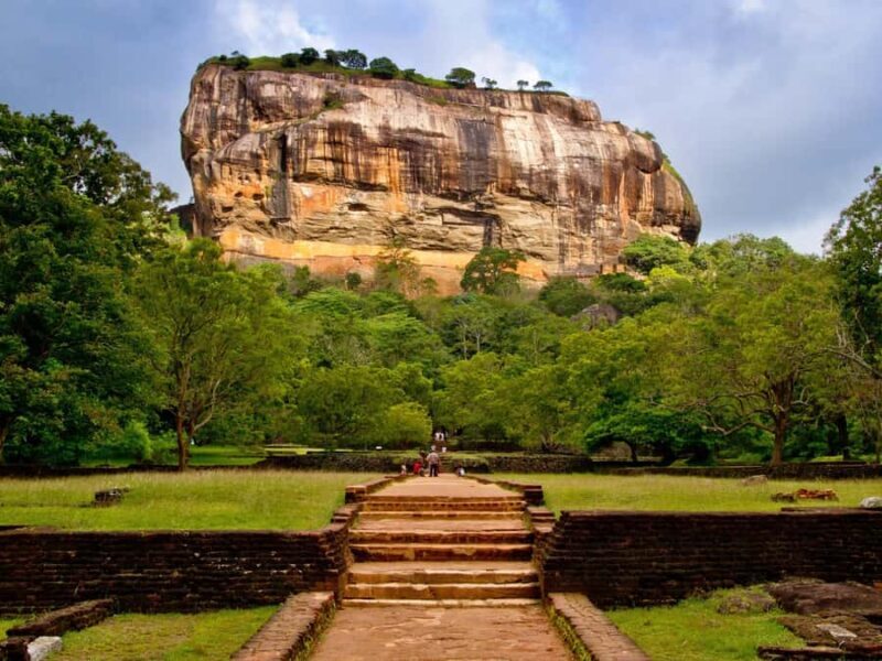 Sigiriya to Ella Scenic Train Transfer with Kandy Sightseein - Frequently Asked Questions