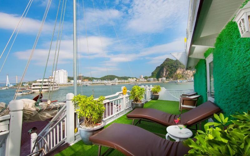 Signature 2D1N Cruise: Ha Long Bay & Bai Tu Long Tour - Cabins, meals, and the pace on board