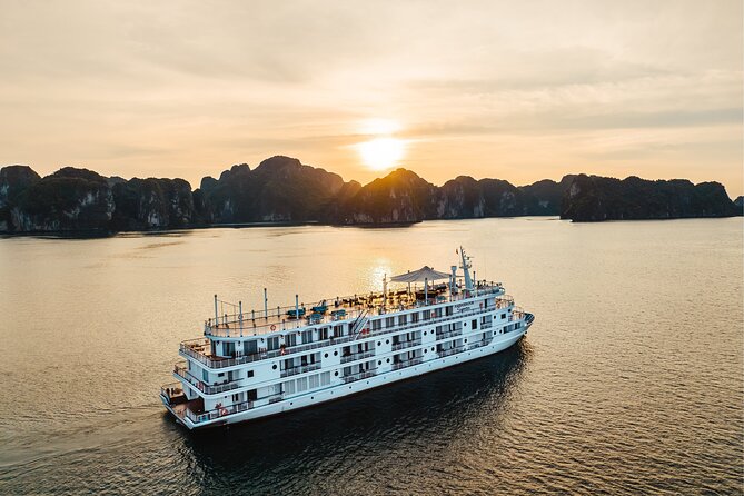 Signature Cruise 2-Day Explore Halong Bay From Hanoi - Date and Travelers