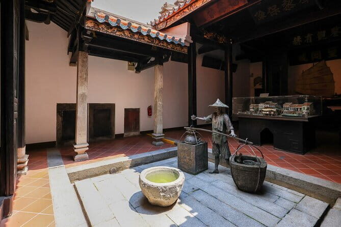 Signature Urban Night Tour: Sunset Street Food in Singapore - Practical Insights for Travelers