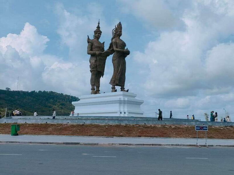 Sihanoukville Full Day City Tour with Transportation & Guide - Good To Know