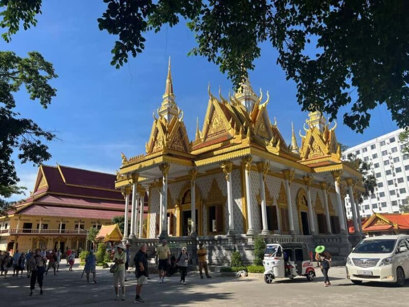 Sihanoukville: Wat Krom, Beach BBQ & Drinks Tour - Good To Know  