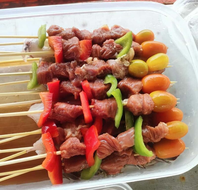 Sihanoukville: Wat Krom, Beach BBQ & Drinks Tour - Practical Tips for the Tour