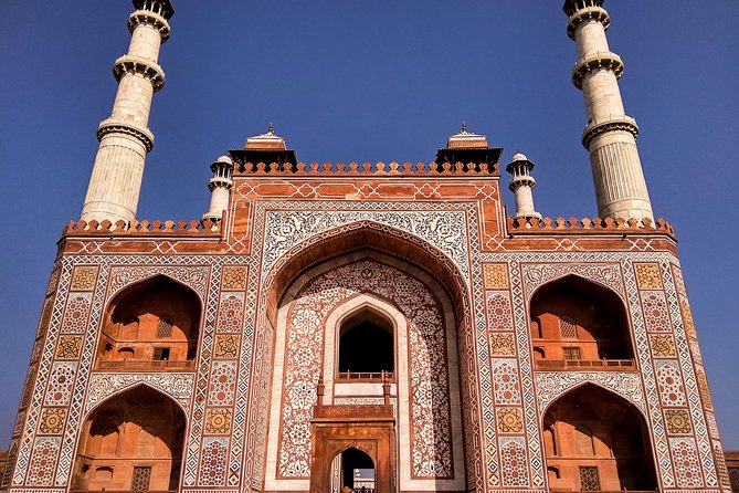 Sikandra Emperor Akbar Mausoleum With Taj Mahal - Architectural Marvel: Emperor Akbars Tomb