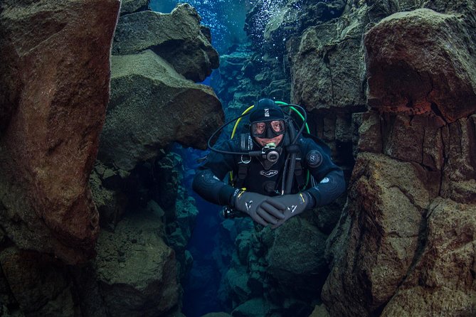 Silfra Diving Between Continents Tour From Thingvellir National Park - Additional Information