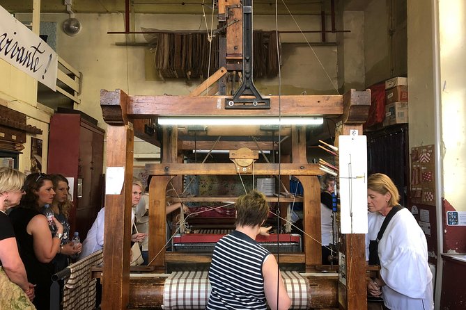 Silk Tour in Lyon - Private Tour With Local Artisans