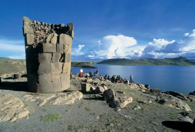 Sillustani: Chullpas De Sillustani Afternoon Half-Day Tour - Experience Highlights