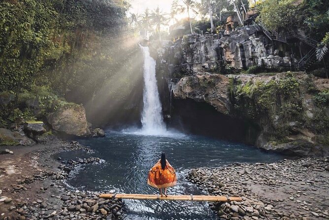 Silver Jewelry Making Class - Waterfall and Monkey Sanctuary - Event Overview