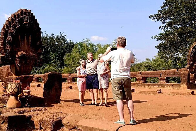 Silver Pagoda Genocide Museum and Killing Fields Phnom Penh Tour - The Itinerary: What to Expect at Each Stop