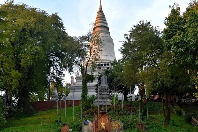 Silver Pagoda Genocide Museum and Killing Fields Phnom Penh Tour - Practical Tips for a Smooth Experience