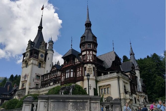 Sinaia and Brasov in One Day - Frequently Asked Questions