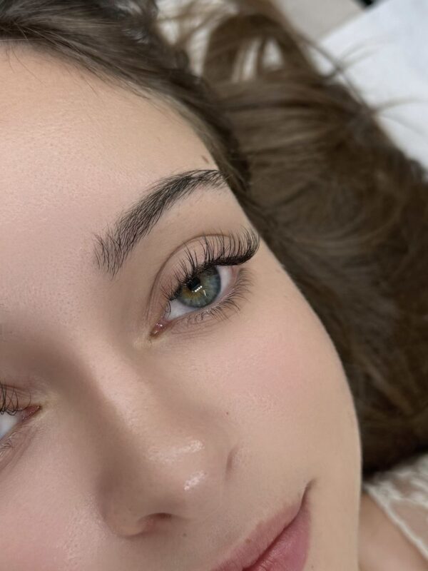 Sinchons Eyelash Queen: Get K-pop idol eyelash lifts & extensions! - What happens during the 70-minute lash lift