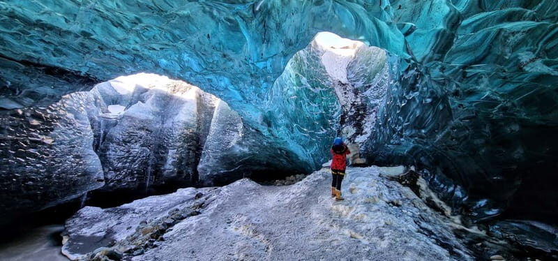 Sindris Ice Cave Photography Tour: A Locals Perspective - What to Expect During the Tour