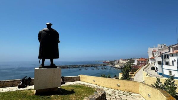 Sines and Porto Covo: Discover Costa Vicentina With a Local - Savor Traditional Cuisine