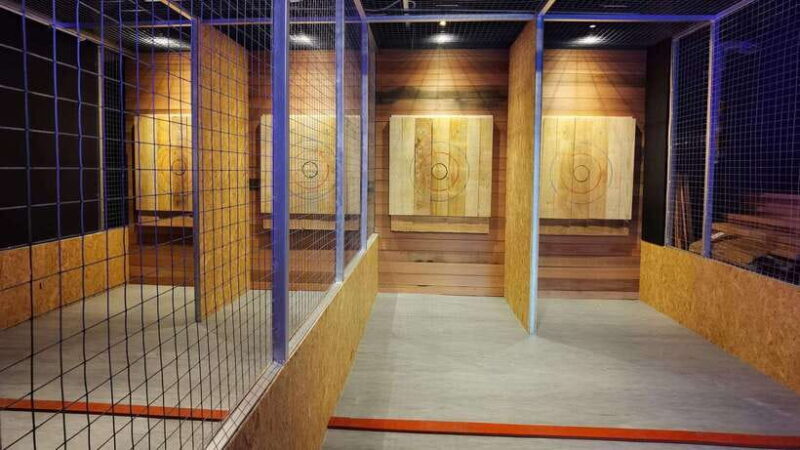 Singapore: Axe Factor (Axe Throwing Experience) - The Fun and Challenges  