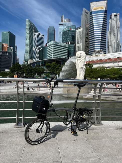 Singapore Brompton Bike Tour from Rail Corridor, with food! - FAQs