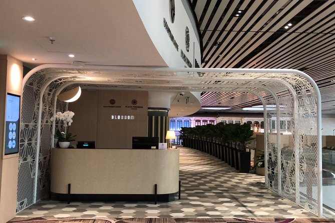 Singapore Changi Airport BLOSSOM - SATS & Plaza Premium Lounge at Terminal 4 - The Sum Up