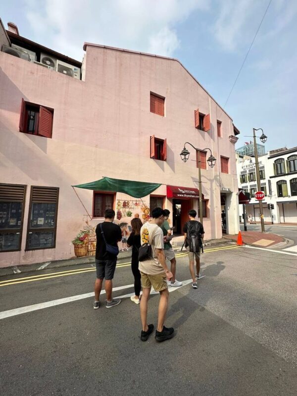 Singapore Chinatown 2-Hour Self-Guided Cultural Tour - Three hours, at your own pace