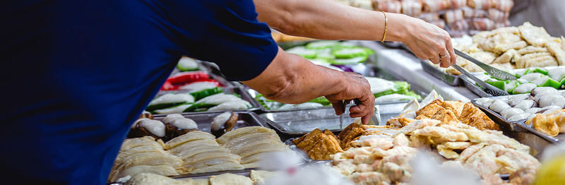 Singapore Chinatown Half-Day Small Group Food Tour - Chinatown in five useful tastes