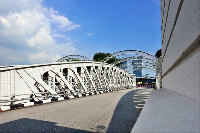 Singapore Civic District + Chinatown Join-in Walking Tour - Good To Know