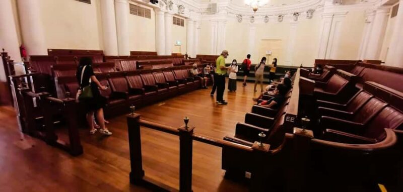 Singapore: Colonial Splendour Walking Tour with Lunch - Good To Know