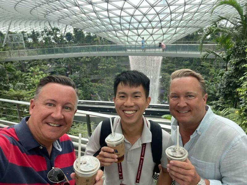 Singapore: Customized Private Tours - What Makes the Guides Stand Out?