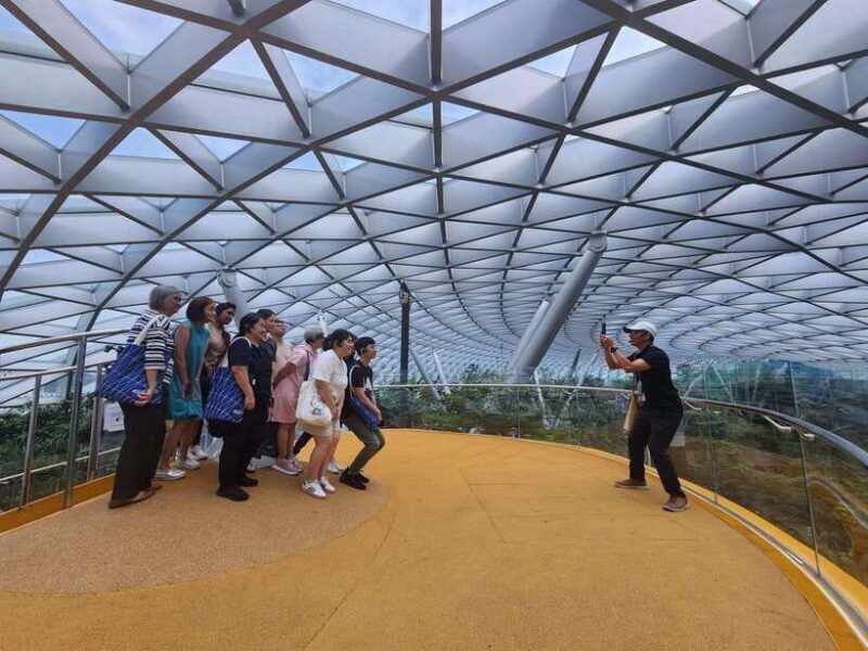 Singapore: Discover Jewel Changi Guided Tour - FAQ