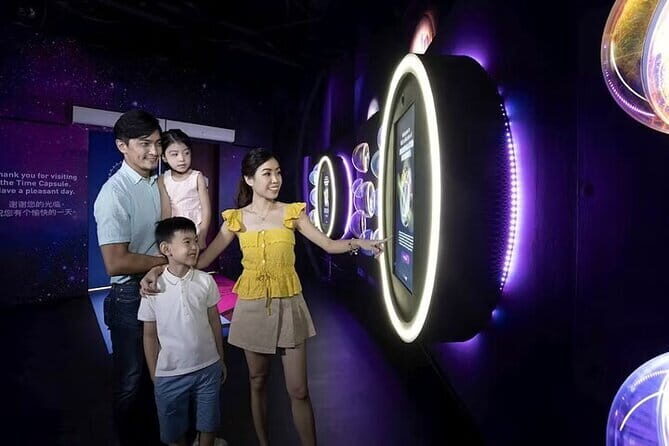 Singapore Flyer Tickets with Time Capsule - Good To Know