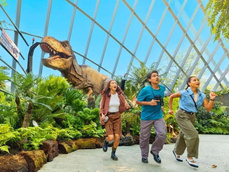Singapore: Gardens by the Bay & Jurassic World with Pickup - Good To Know